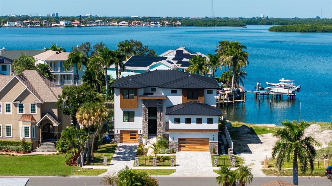House in St. Petersburg, Florida, United States 2 - 14640071