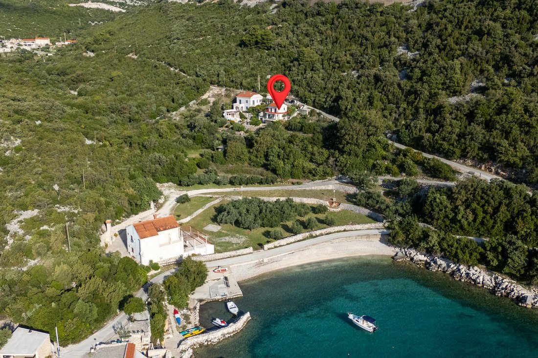 Villa in Podimoc, Dubrovnik-Neretva County, Croatia 1 - 15085833