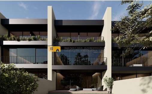 Townhouse in Fanzeres e Sao Pedro da Cova, Porto District, Portugal 1