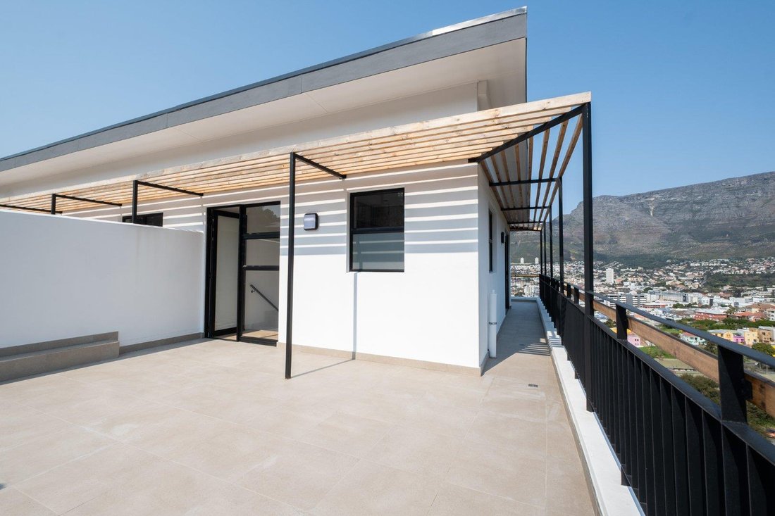 Apartment in Cape Town, Western Cape, South Africa 5 - 16403474