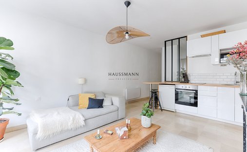 Castle for Sale in Laval, Pays de la Loire, France