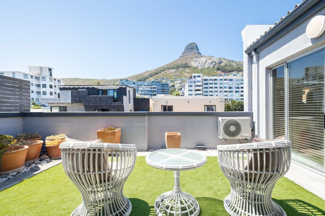 House in Bakoven, Cape Town, South Africa 3 - 15848604