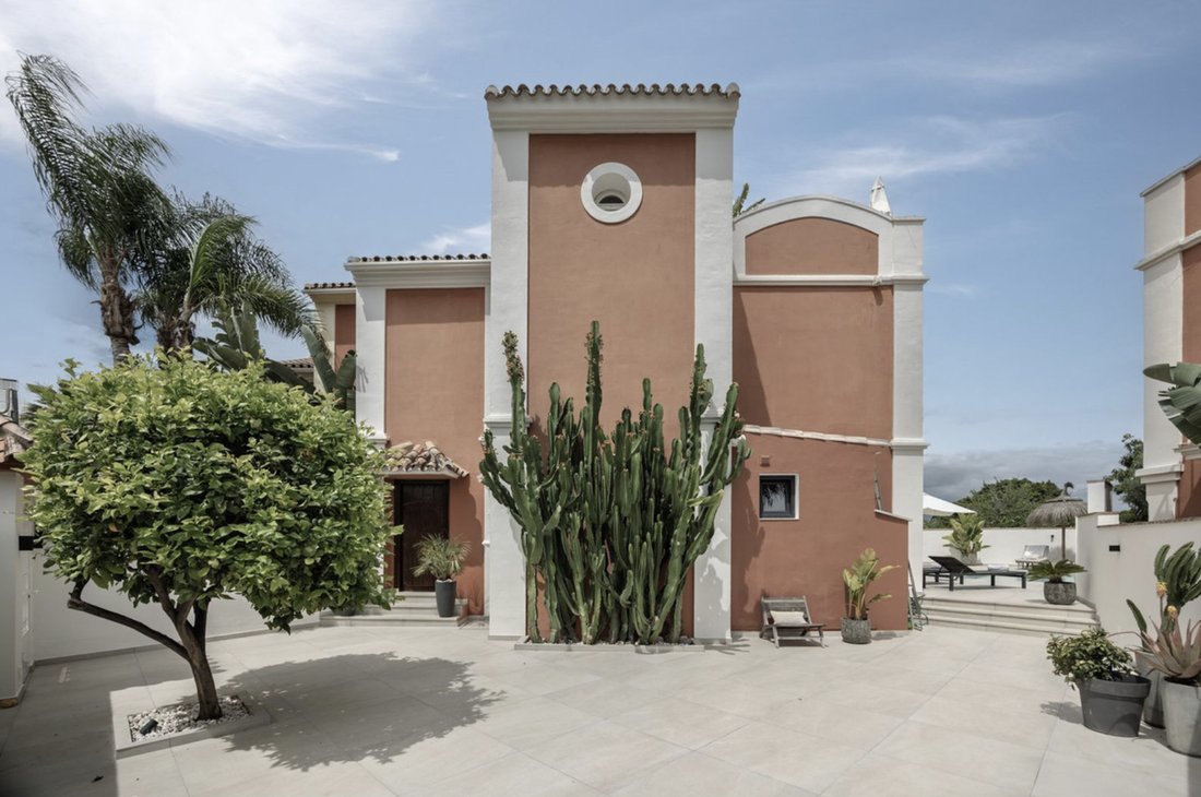 Casa en San Pedro Alcántara, Andalucía, España 2 - 16413444