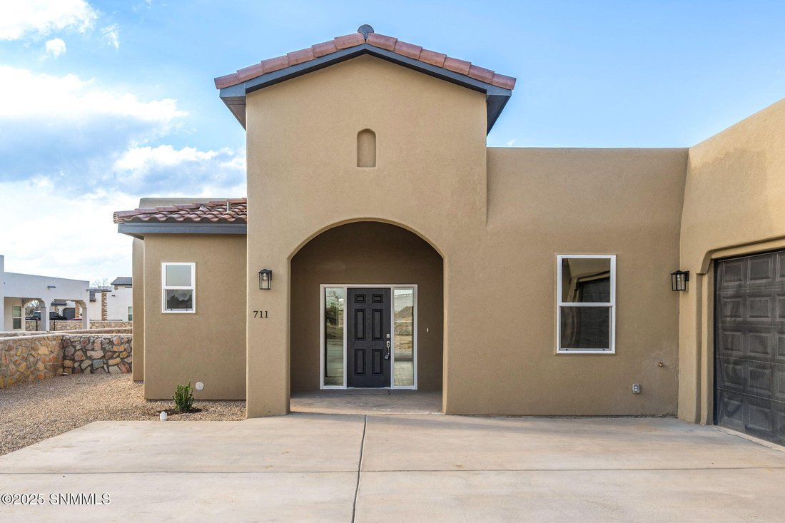 House in Las Cruces, New Mexico, United States 2 - 16410529