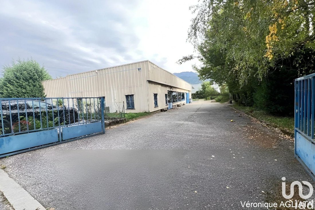 Apartment in Palisses-Tuileries-Montfort-Belledonne, Crolles, France 1 - 16410637