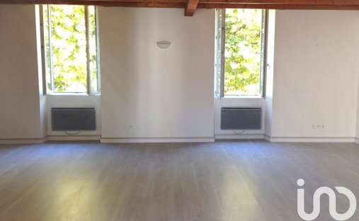 Castle for Sale in Barbezieux-Saint-Hilaire, Nouvelle-Aquitaine, France