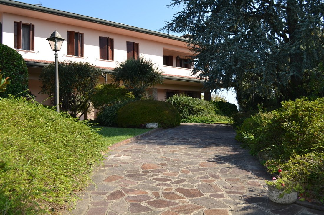 Villa in Rovigo Est, Rovigo, Veneto 1 - 16412415