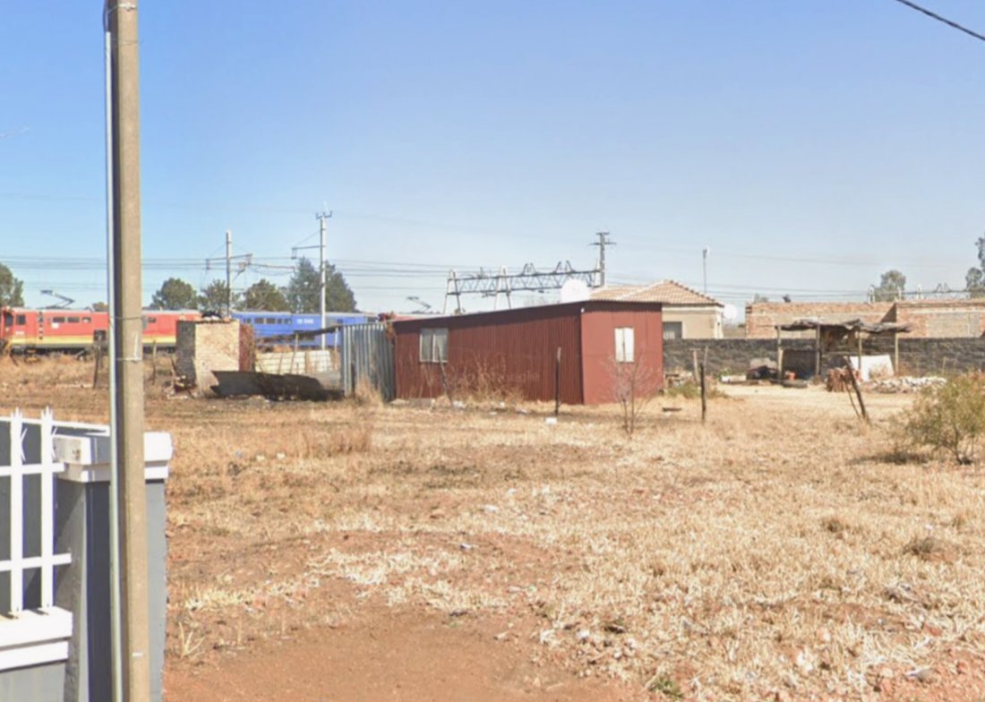 Land in Unitas Park, Gauteng, South Africa 5 - 16410317