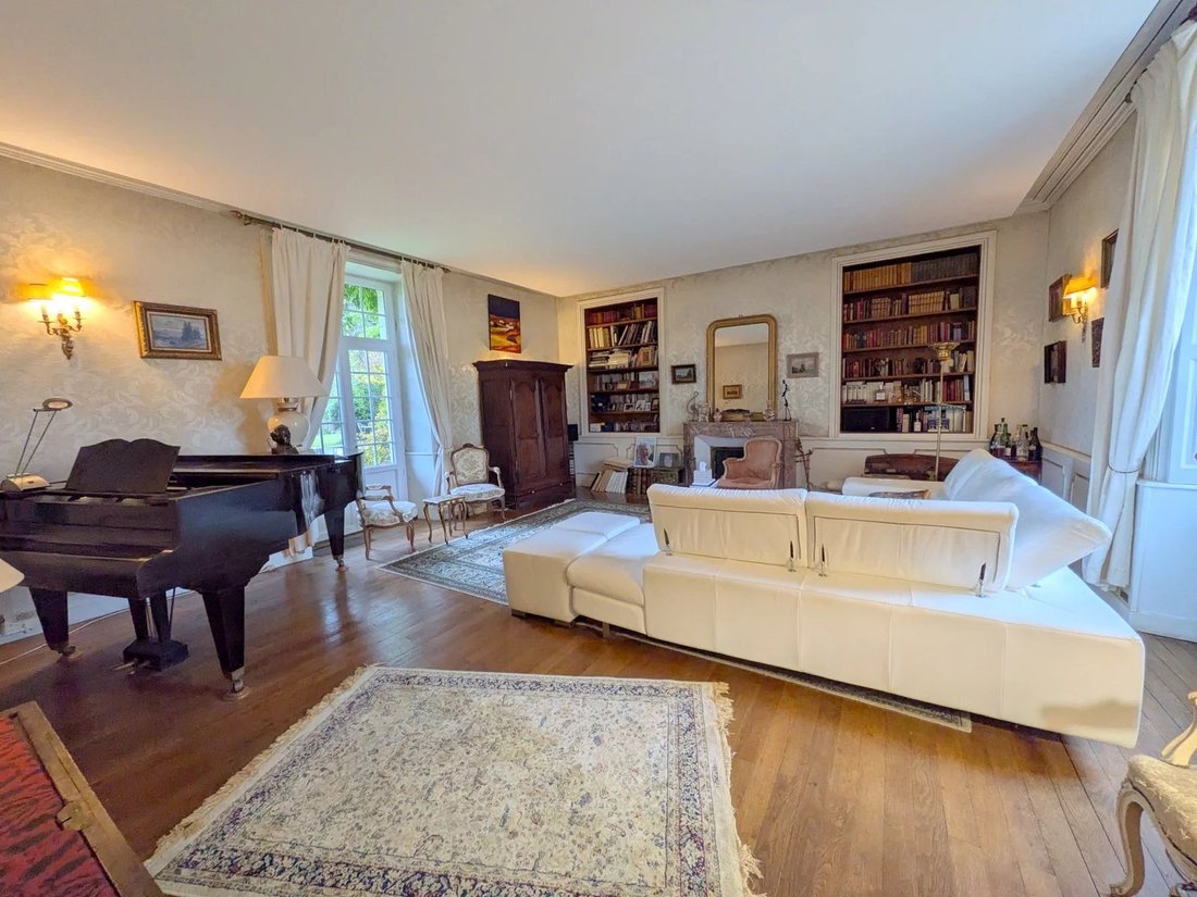 House in Chinon, Centre-Val de Loire, France 3 - 16411286