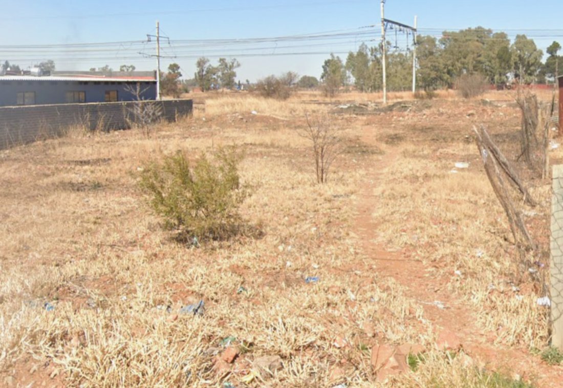 Land in Unitas Park, Gauteng, South Africa 2 - 16410317