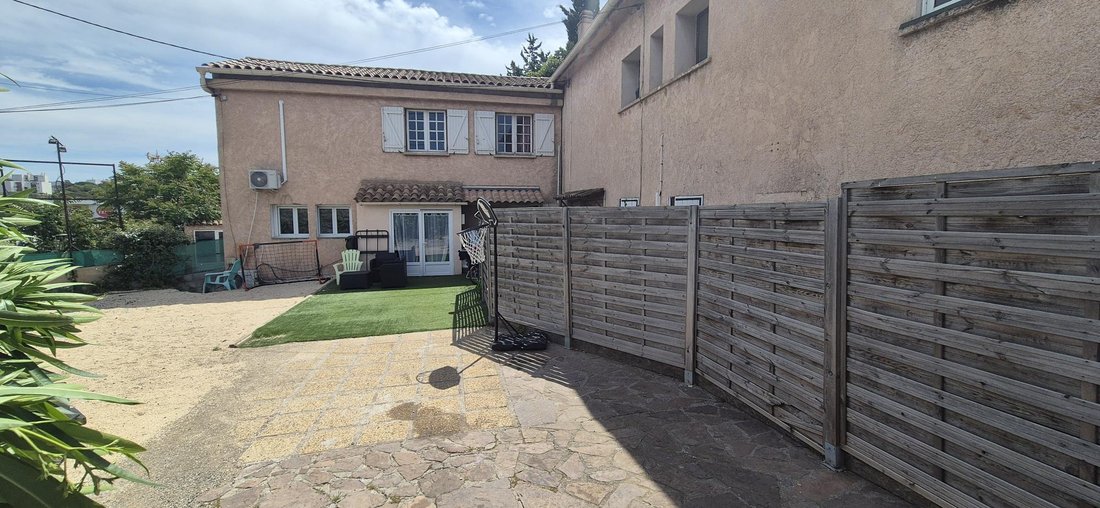 Villa in Le Dramont-Agay-Anthéor-Le Trayas, Saint-Raphaël, France 2 - 16409625