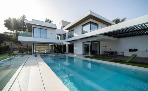 Villa a Estepona, Andalusia, Spagna 1
