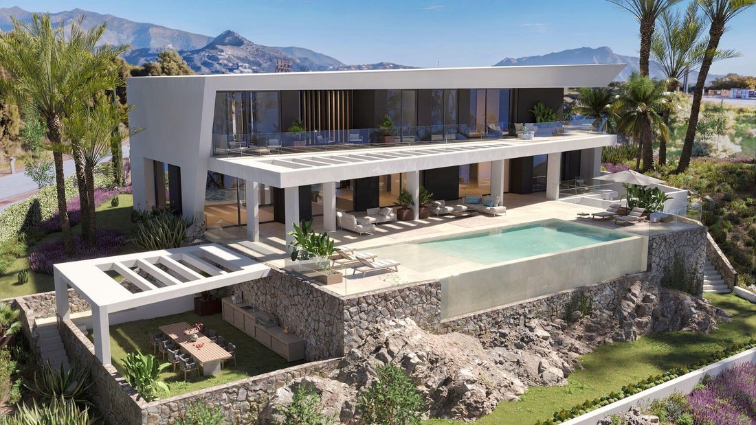 Villa in Estepona, Andalusia, Spain 1 - 16411652