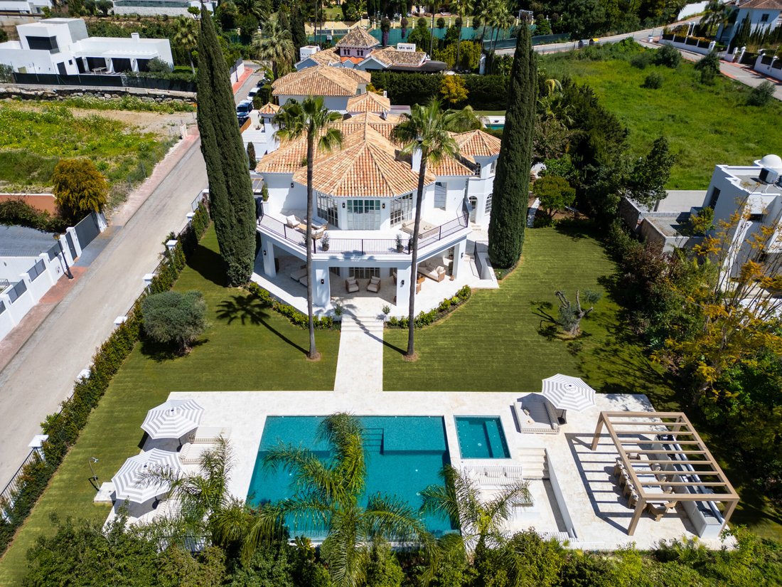 Villa in Nueva Andalucia, Marbella, Spain 3 - 16408447