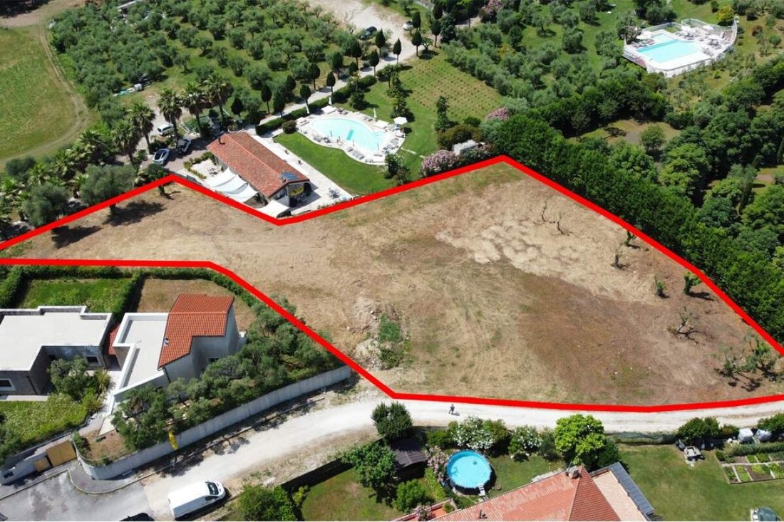 Land in Soiano del Lago, Lombardy, Italy 5 - 16410895