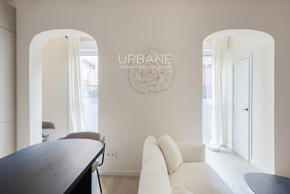 Apartment in Eixample, Barcelona, Spain 5 - 16412985