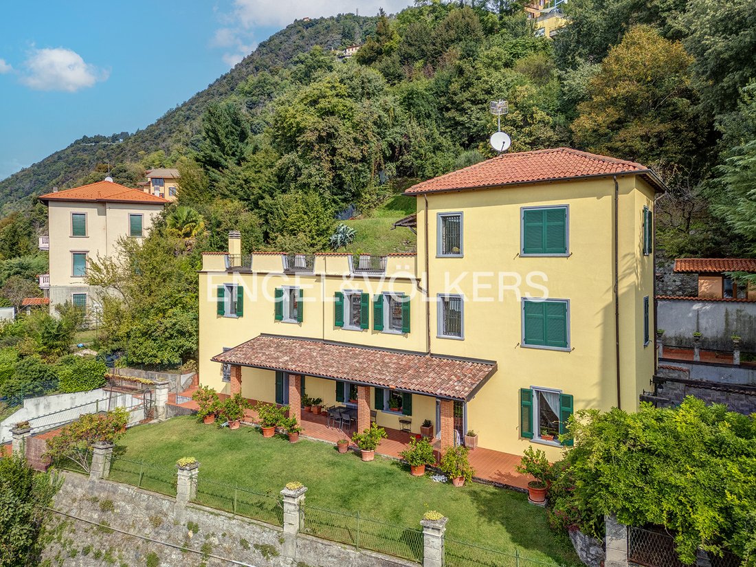 Villa in Garzola-Civiglio, Como, Lombardy 1 - 16413616