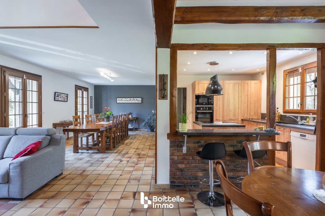 House in Arbonne-la-Foret, Ile-de-France, France 3 - 16074307