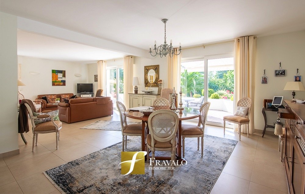 House in Centre Peri, Saint-Ave, France 4 - 16102264