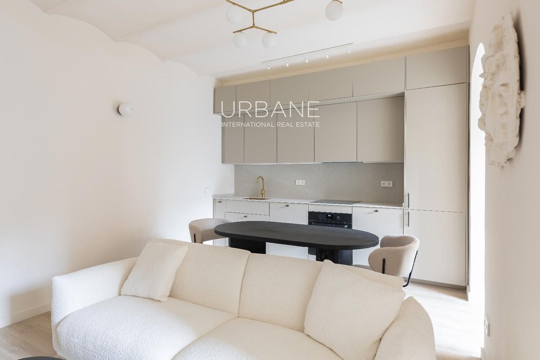 Apartment in Eixample, Barcelona, Spain 3 - 16412985