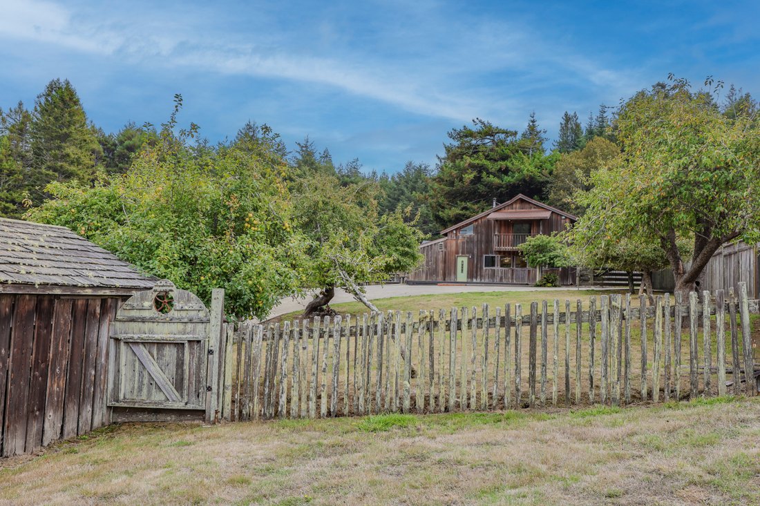 House in Fort Bragg, California, United States 3 - 16412577