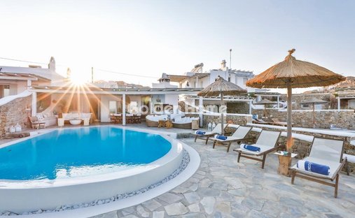 House in Ano Mera Community, Aegean, Greece 1