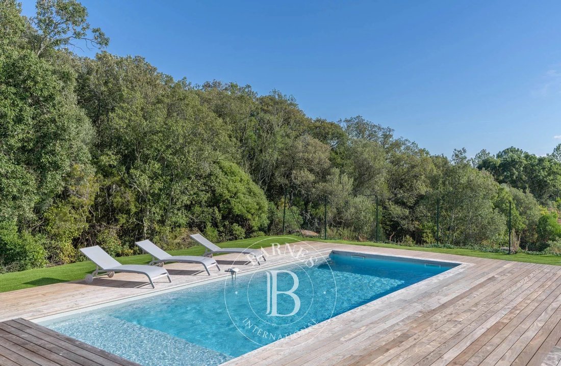 Villa in Porto-Vecchio, Corsica, France 4 - 16409016