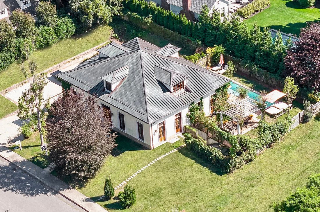 House in Southampton, New York, United States 4 - 16411621