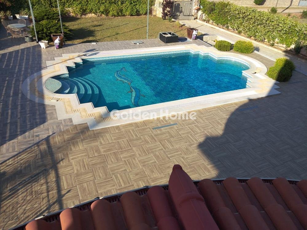 House in Oropos, Attica, Greece 1 - 16410352
