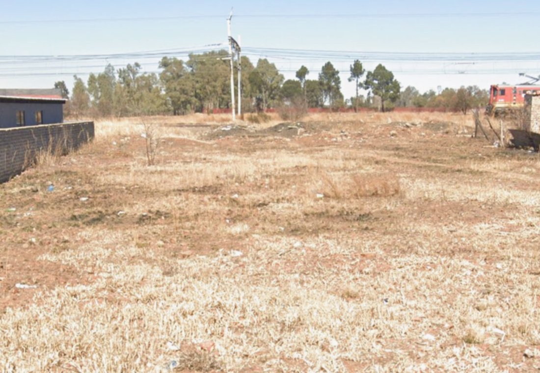 Land in Unitas Park, Gauteng, South Africa 1 - 16410317