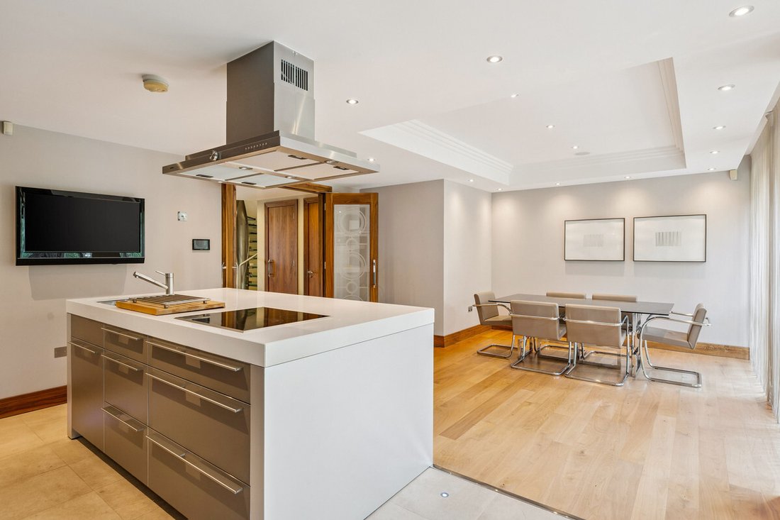 Apartment in Sunninghill, England 4 - 16411254