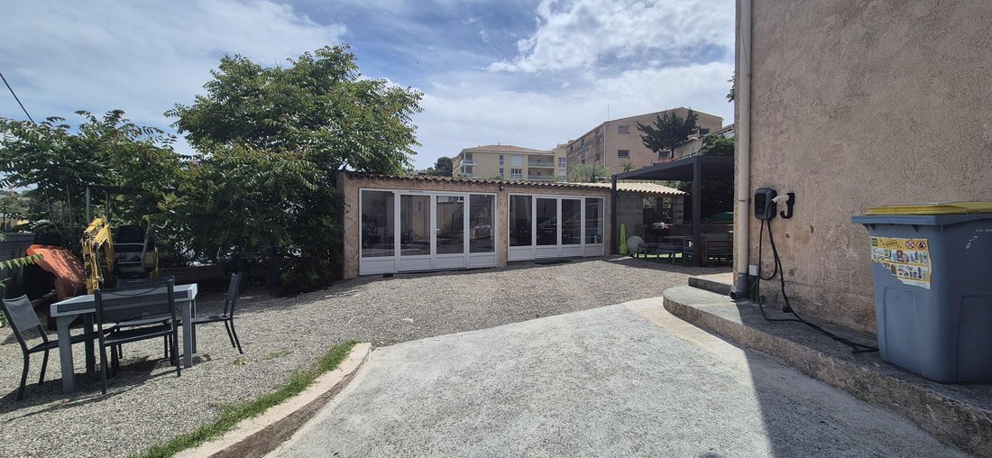 Villa in Le Dramont-Agay-Anthéor-Le Trayas, Saint-Raphaël, France 3 - 16409625