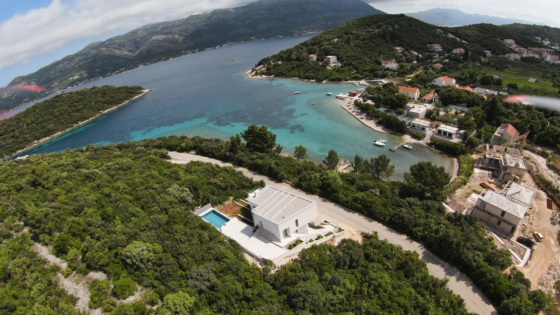 House in Gradski kotar Stari grad, Korcula, Dubrovnik-Neretva County 1 - 16417821