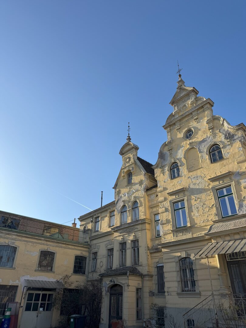 Villa in Perchtoldsdorf, Lower Austria, Austria 1 - 16437699