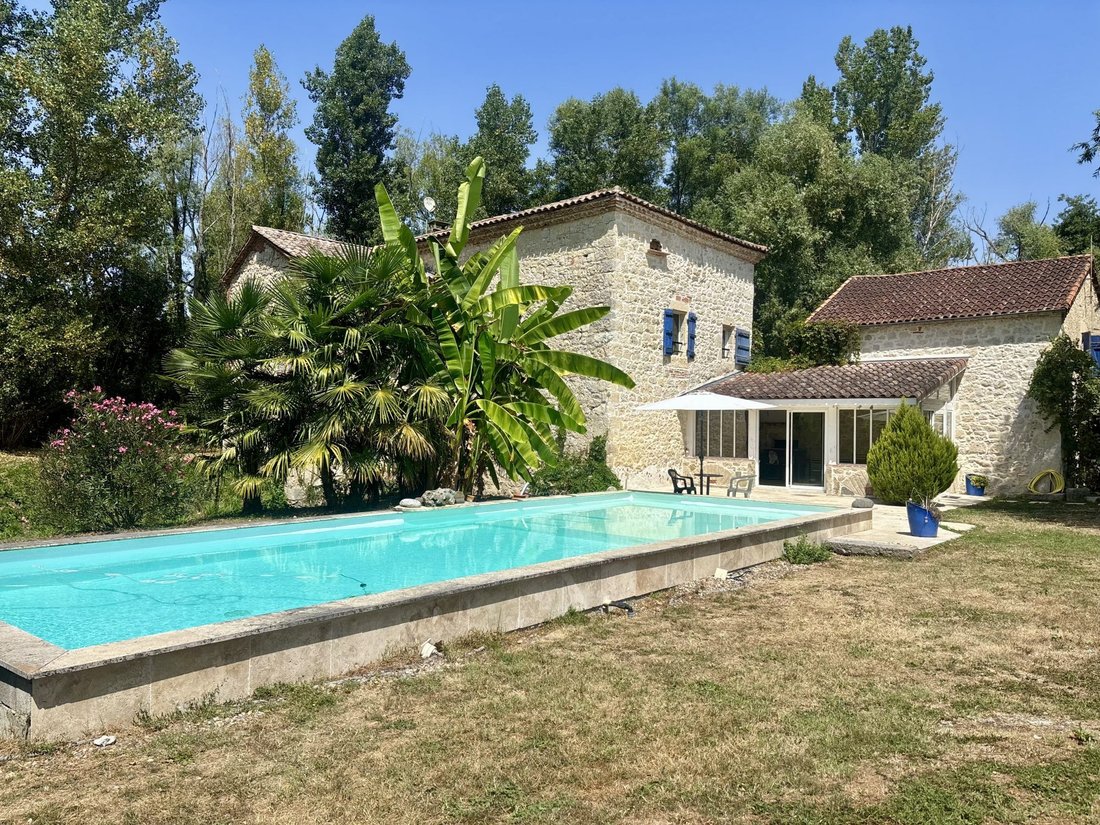 House in Pont-du-Casse, Nouvelle-Aquitaine, France 1 - 16458275