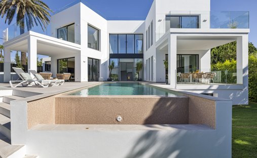 Villa in Elviria-Cabopino, Marbella, Spanien 1
