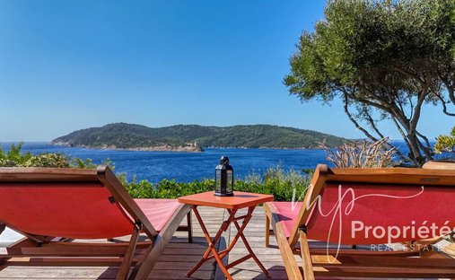 House in Hyères, Provence-Alpes-Côte d'Azur, France 1