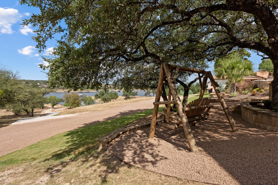House in Spicewood, Texas, United States 4 - 16419561