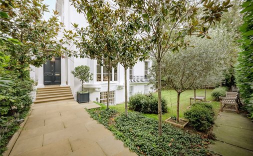 House in Primrose Hill, Camden, England 1