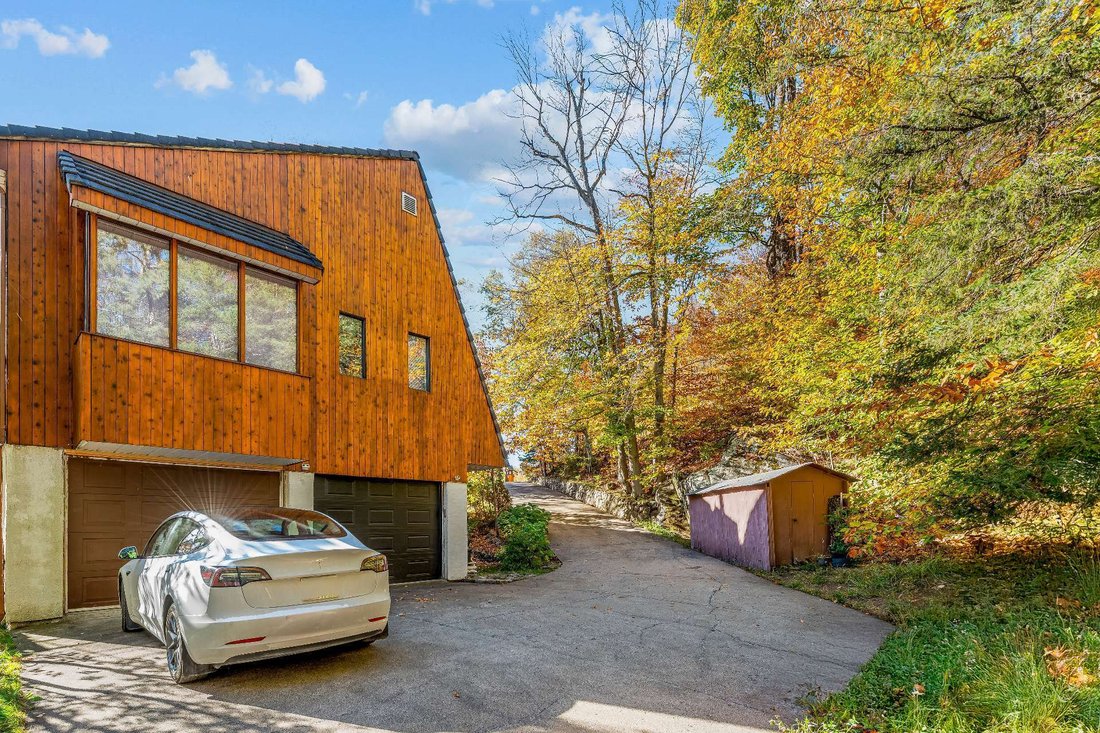 House in Saint-Sauveur, Quebec, Canada 3 - 16417799