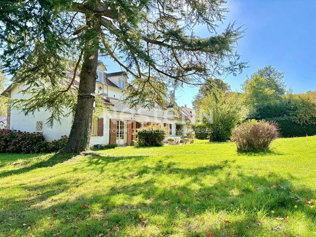 House in Vauhallan, Ile-de-France, France 1 - 12254753