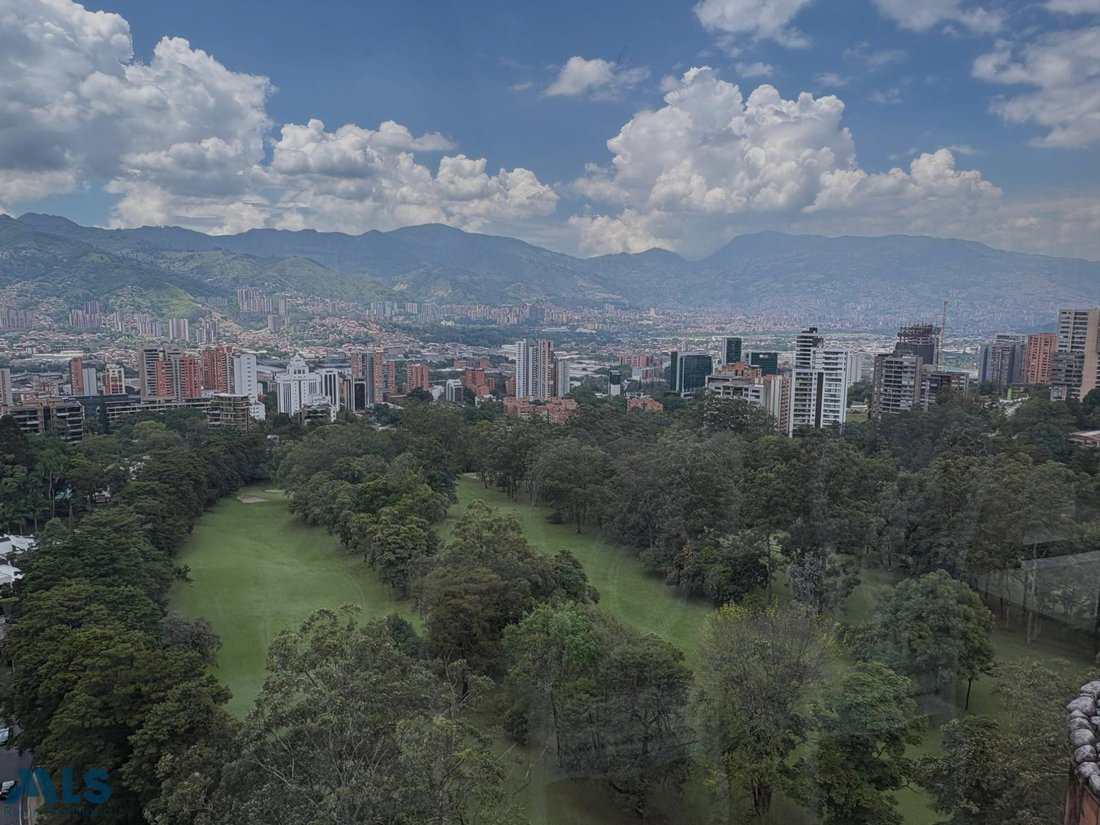 Apartment in Medellín, Antioquia, Colombia 1 - 16415938