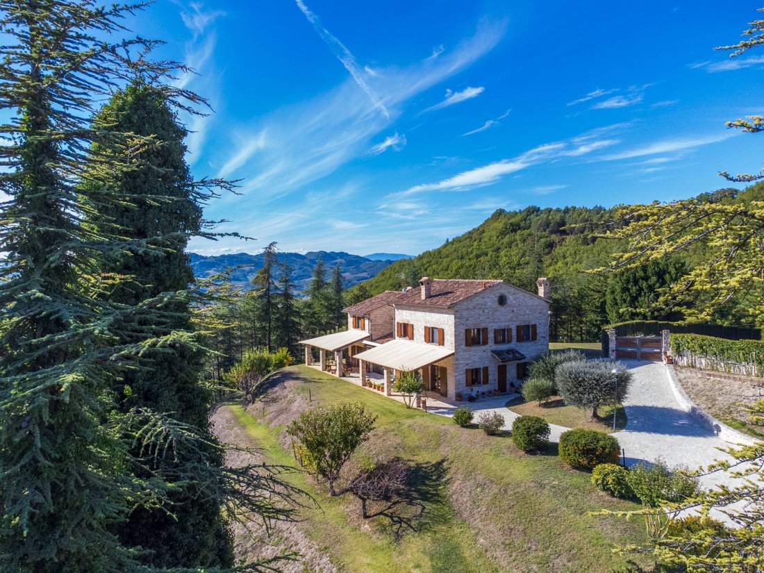 Country House in Fermignano, Marche, Italy 1 - 16417923
