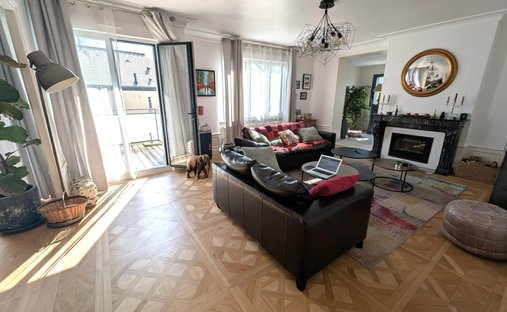 Castle for Sale in Laval, Pays de la Loire, France