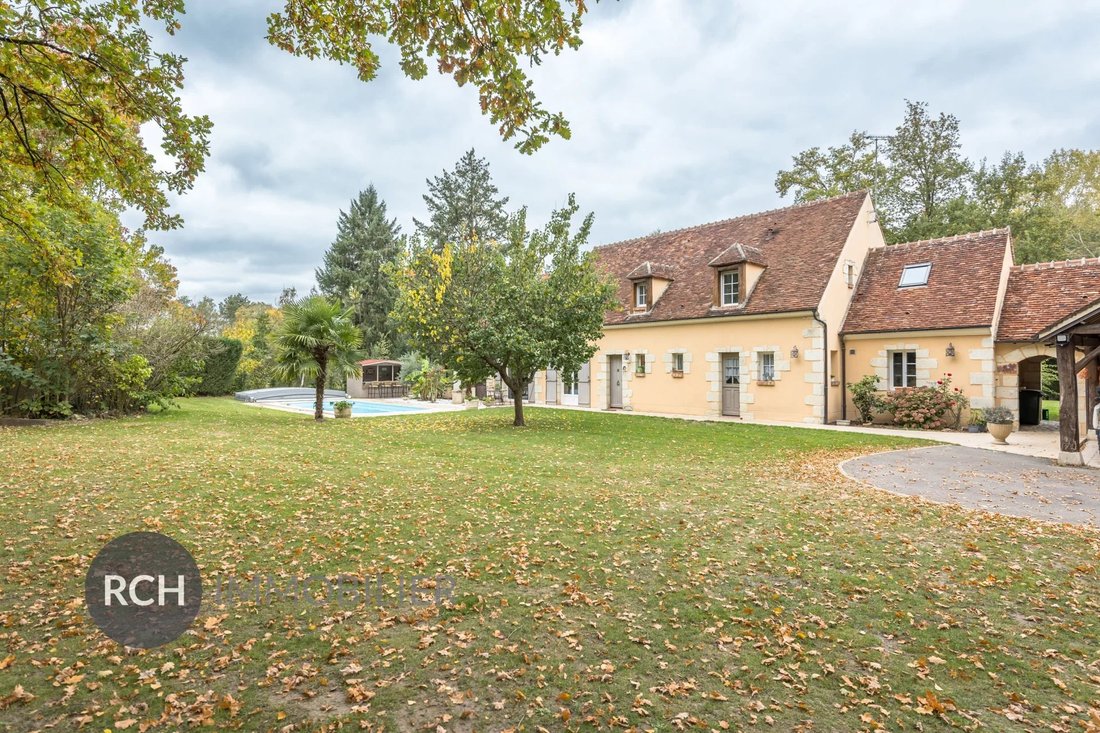 House in Gambais, Ile-de-France, France 2 - 16453482