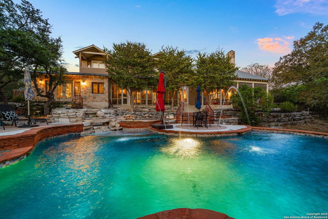 House in San Antonio, Texas, United States 2 - 16418373