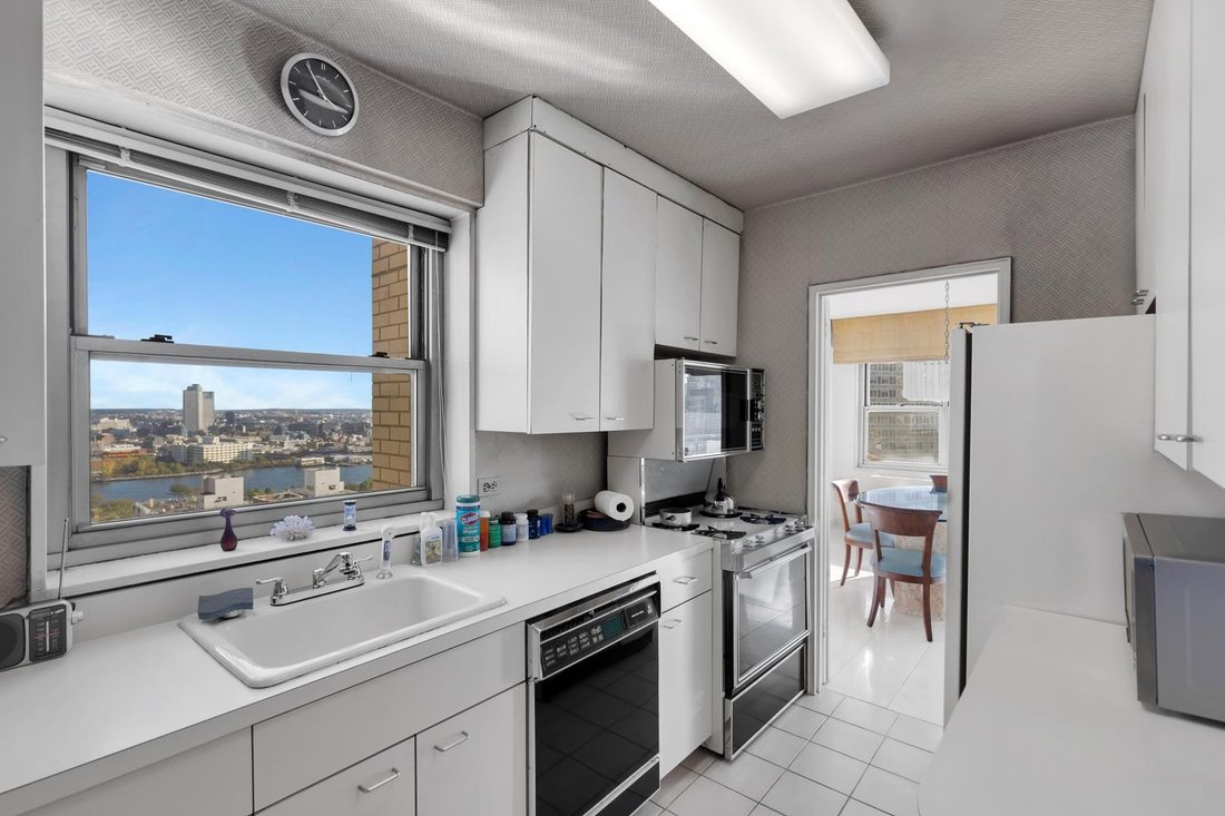 Co Op in New York, New York, United States 5 - 11929762