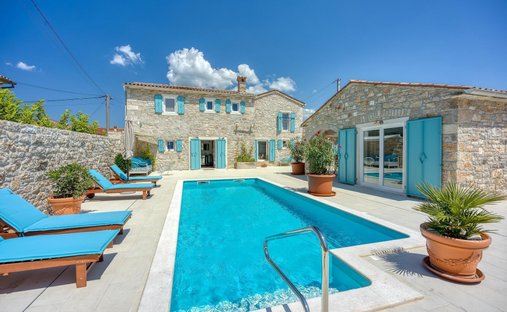 Villa in Sveti Lovrec Pazenaticki, Istria County, Croatia 1