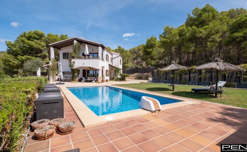Finca in Calvia, Balearic Islands, Spain 1