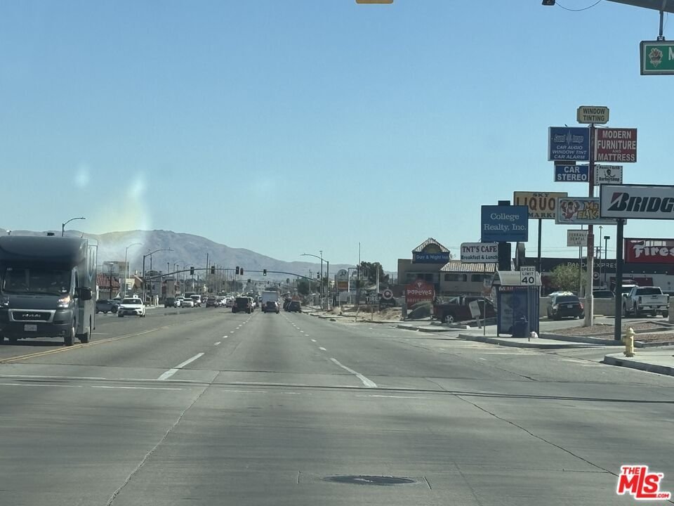 Land in Hesperia, California, United States 5 - 16457957
